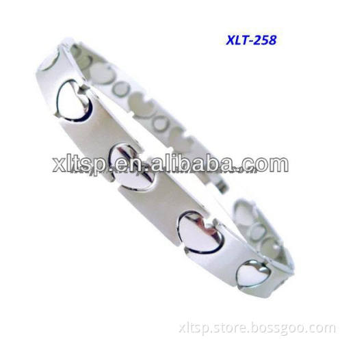 XLT-258 2014 lucky heart bracelet stainless steel lucky charm bracelet heart bracelet